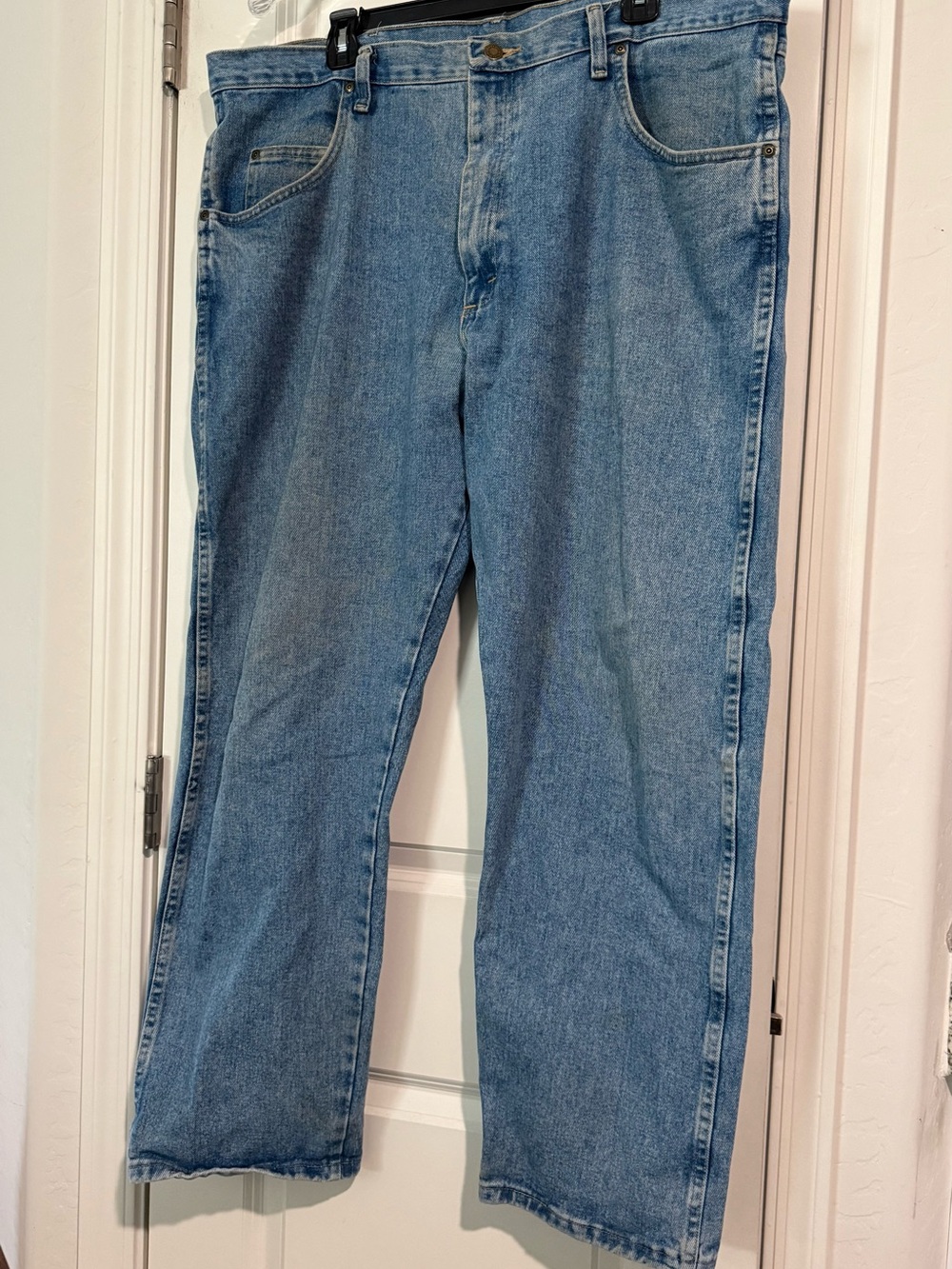 Vintage “Wrangler Blues” Wranglers Cowboy Jeans Pants Straight Fit 40x30 Mens